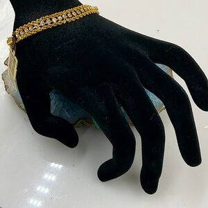 Brand New,Vintage GoldPlated 7” Bracelet W/SparklingCrystals By Hugo (1989’s)
